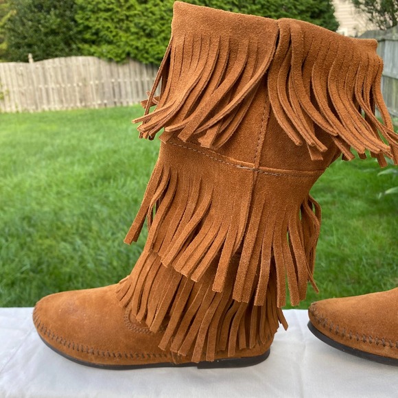 Minnetonka 3 layer fringe Suede Brown Pull On Boots Women's Size 7 1632 - Picture 10 of 15